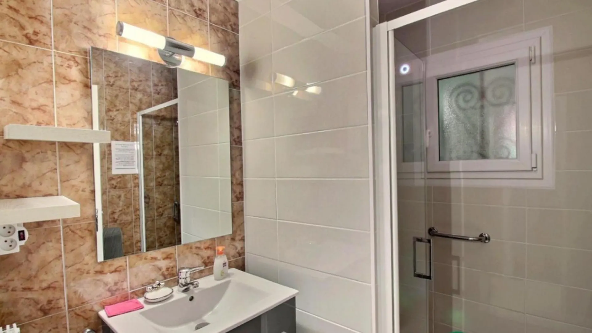 La Maison Bleue 3 Etoiles Plouhinec  France