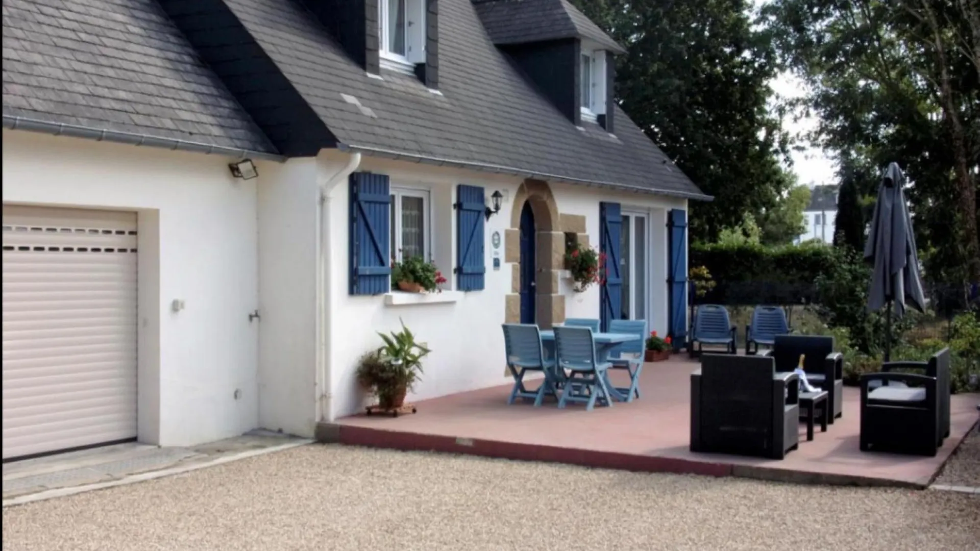 Holiday home La Maison Bleue 3 Etoiles Plouhinec