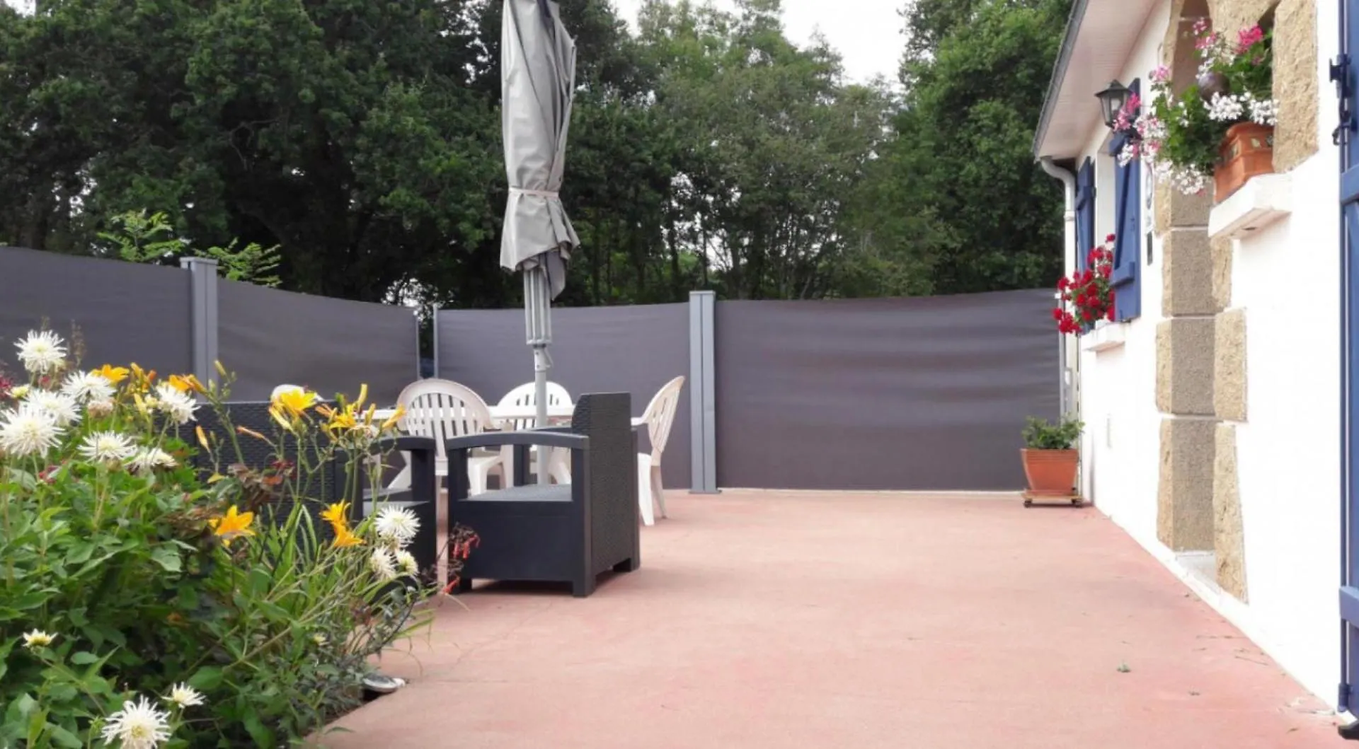 La Maison Bleue 3 Etoiles Plouhinec  France